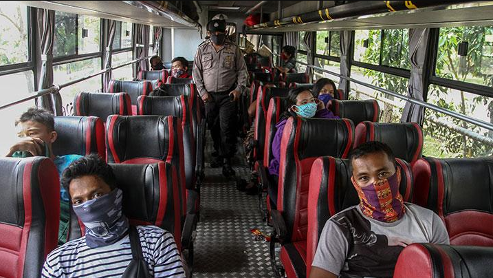 Ketentuan Dan Tips Wisata Naik Transportasi Umum Dengan Aman